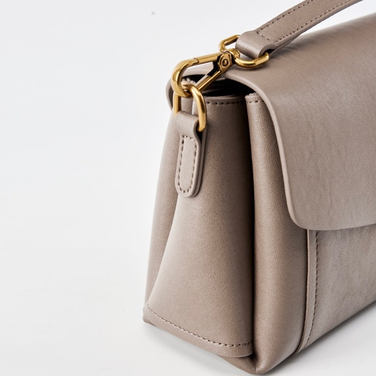 Womens Genuine Leather Spring-Summer Commuter Tote Bag with Maillard Elegance