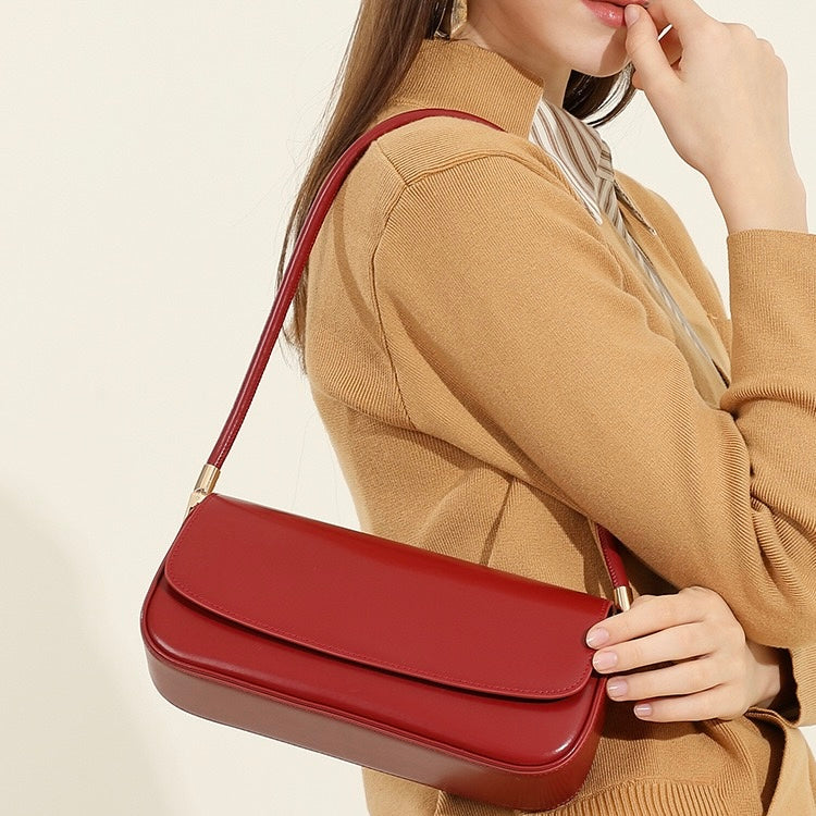 Womens Genuine Leather Minimalist Saddle Tote  2025 Commuter Edition