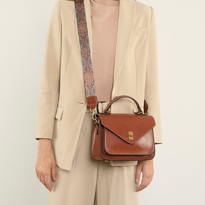 Womens Genuine Leather Postman Crossbody Shoulder Tote Bag in Elegant