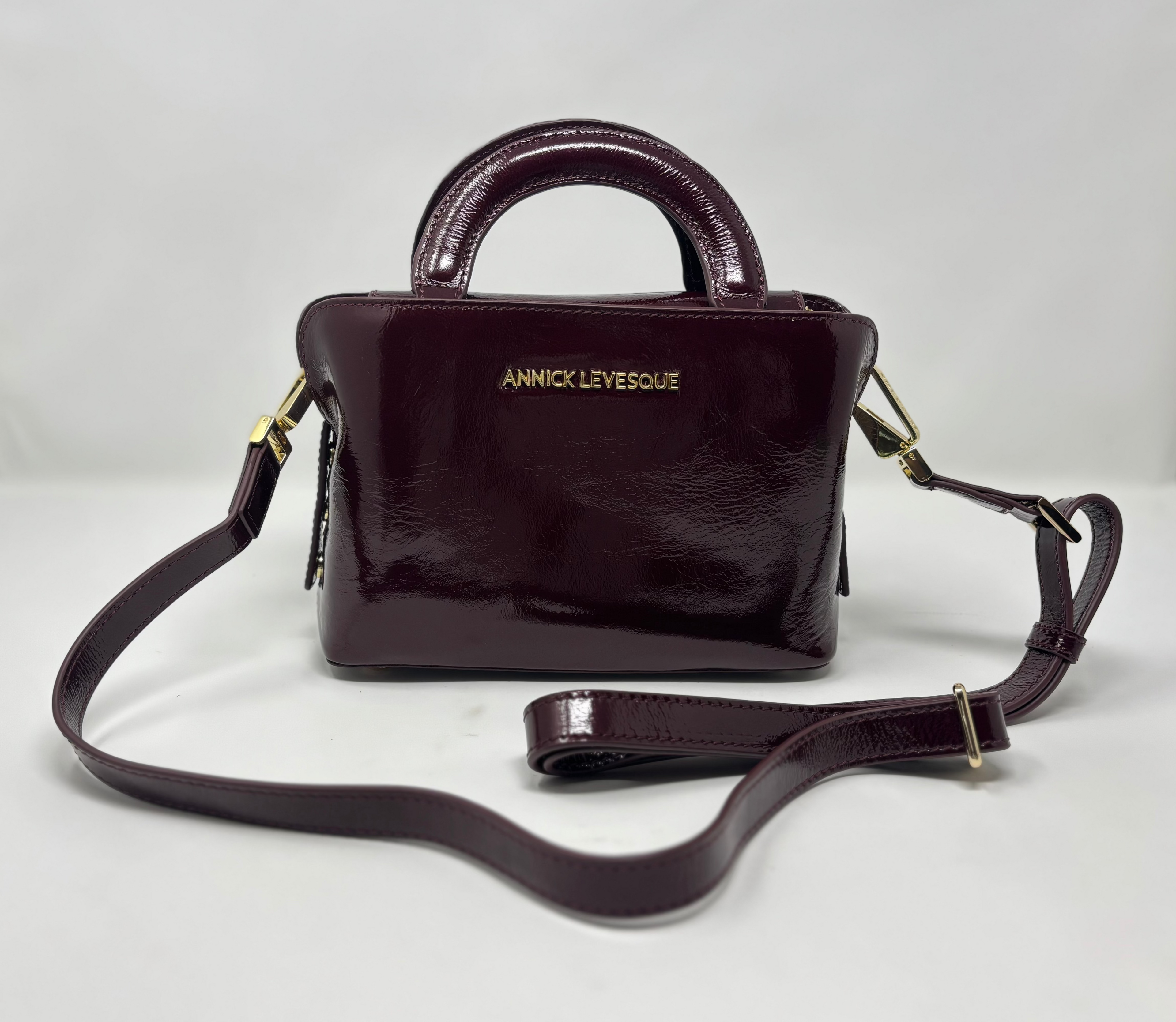 Sac à main en cuir, deux en un, rouge bordeaux vernis | Clarence
