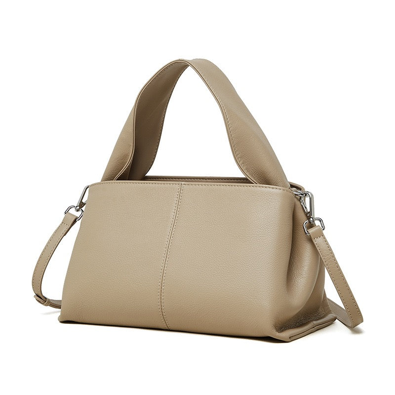 Womens Genuine Leather Vintage-Style Top-Grain Shoulder Bag in Classic Design