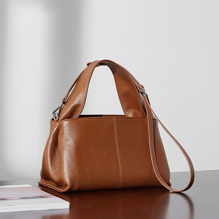 Womens Genuine Leather Vintage-Style Top-Grain Shoulder Bag in Classic Design