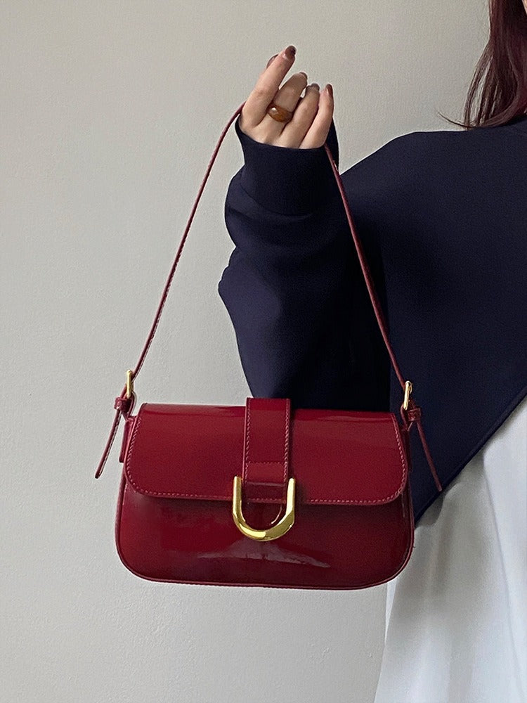 Solea | Vegan Patent PU Leather Baguette Bag – Adjustable Strap & Gold D-Buckle