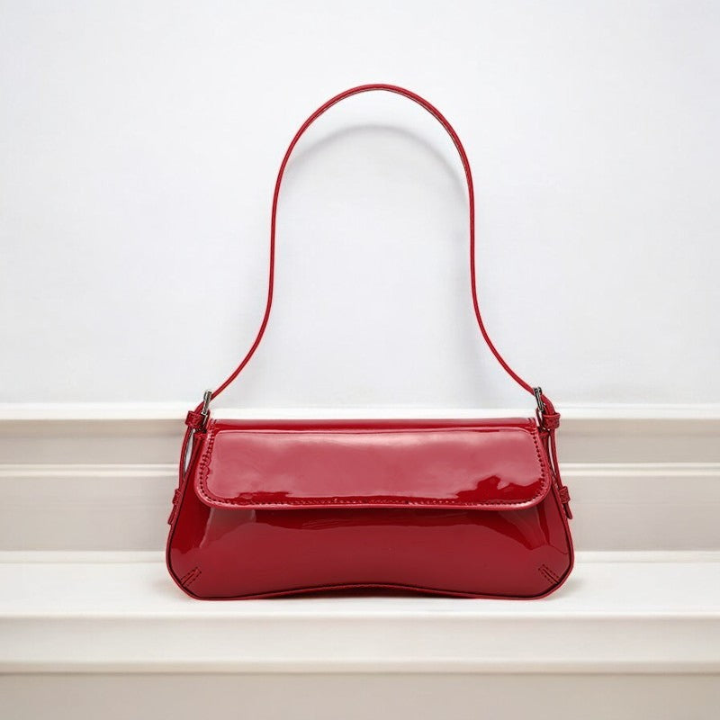 Lina | Glossy Vegan Leather Shoulder Bag – Sleek Flap & Retro Baguette Shape