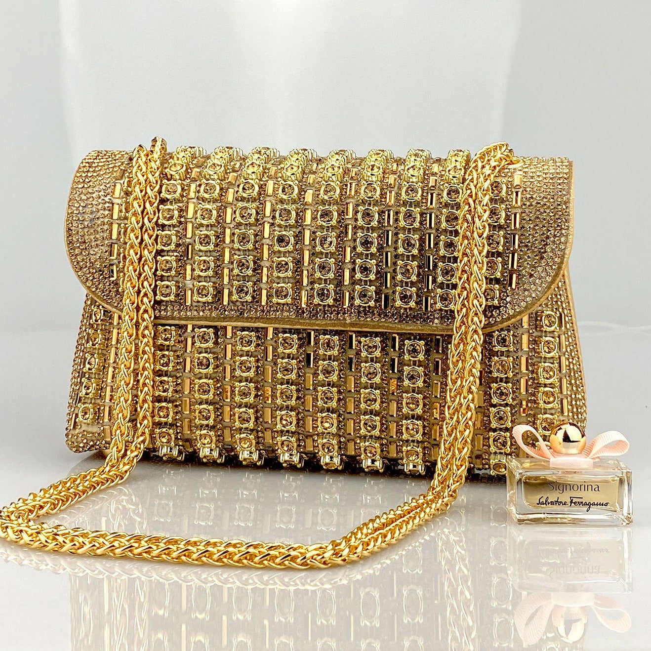 Aeris | Luxury Turquoise Crystal Evening Bag – Bold & Elegant Statement Piece