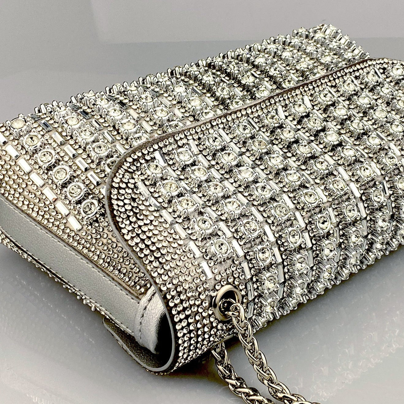 Aeris | Luxury Turquoise Crystal Evening Bag – Bold & Elegant Statement Piece