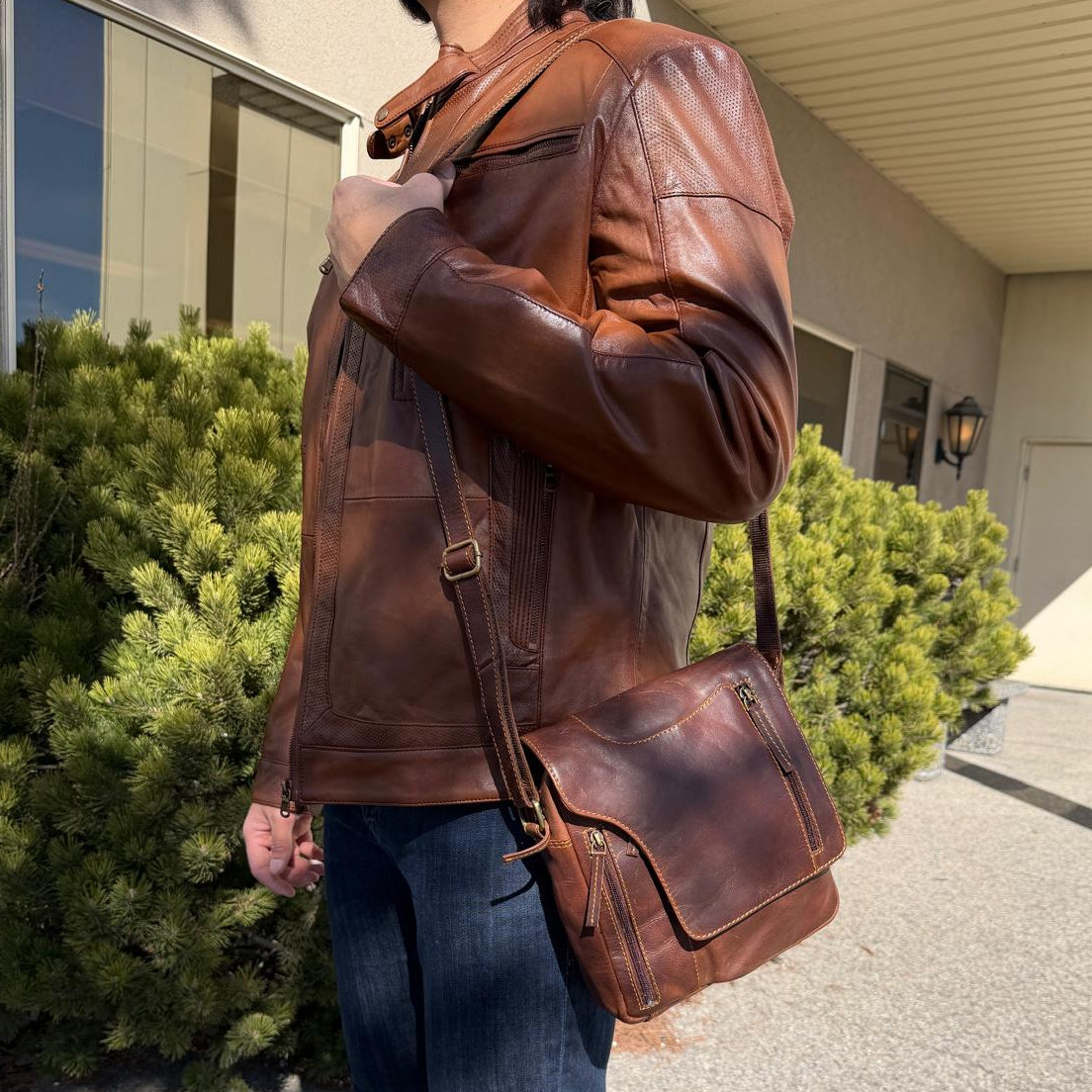 Premium Genuine Leather Messenger Bag. Distressed Brown Crossbody with Multiple Zippered Pockets