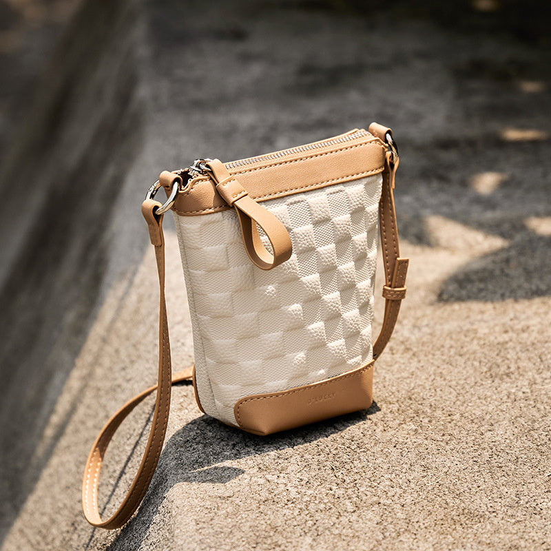Evienne | Beige Woven Crossbody Bag – Casual Elegance & Everyday Versatility