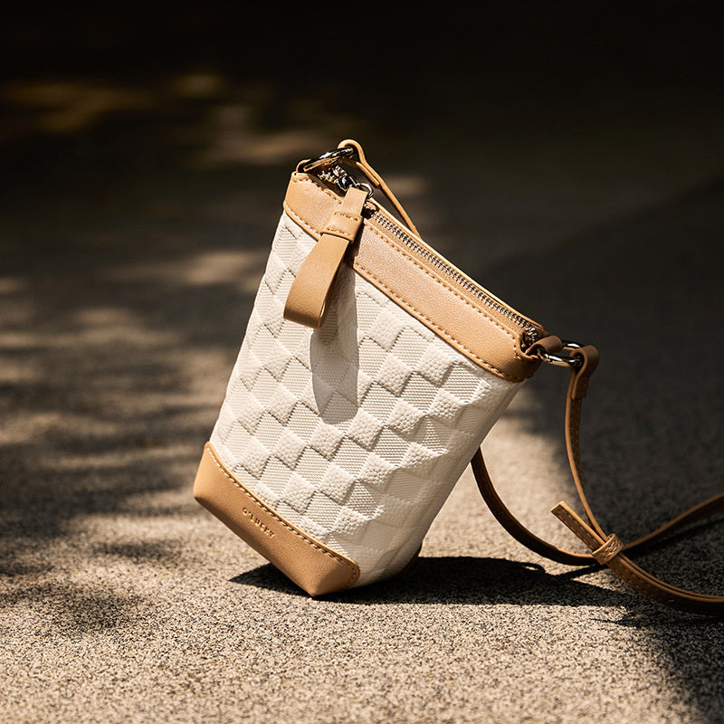 Evienne | Beige Woven Crossbody Bag – Casual Elegance & Everyday Versatility