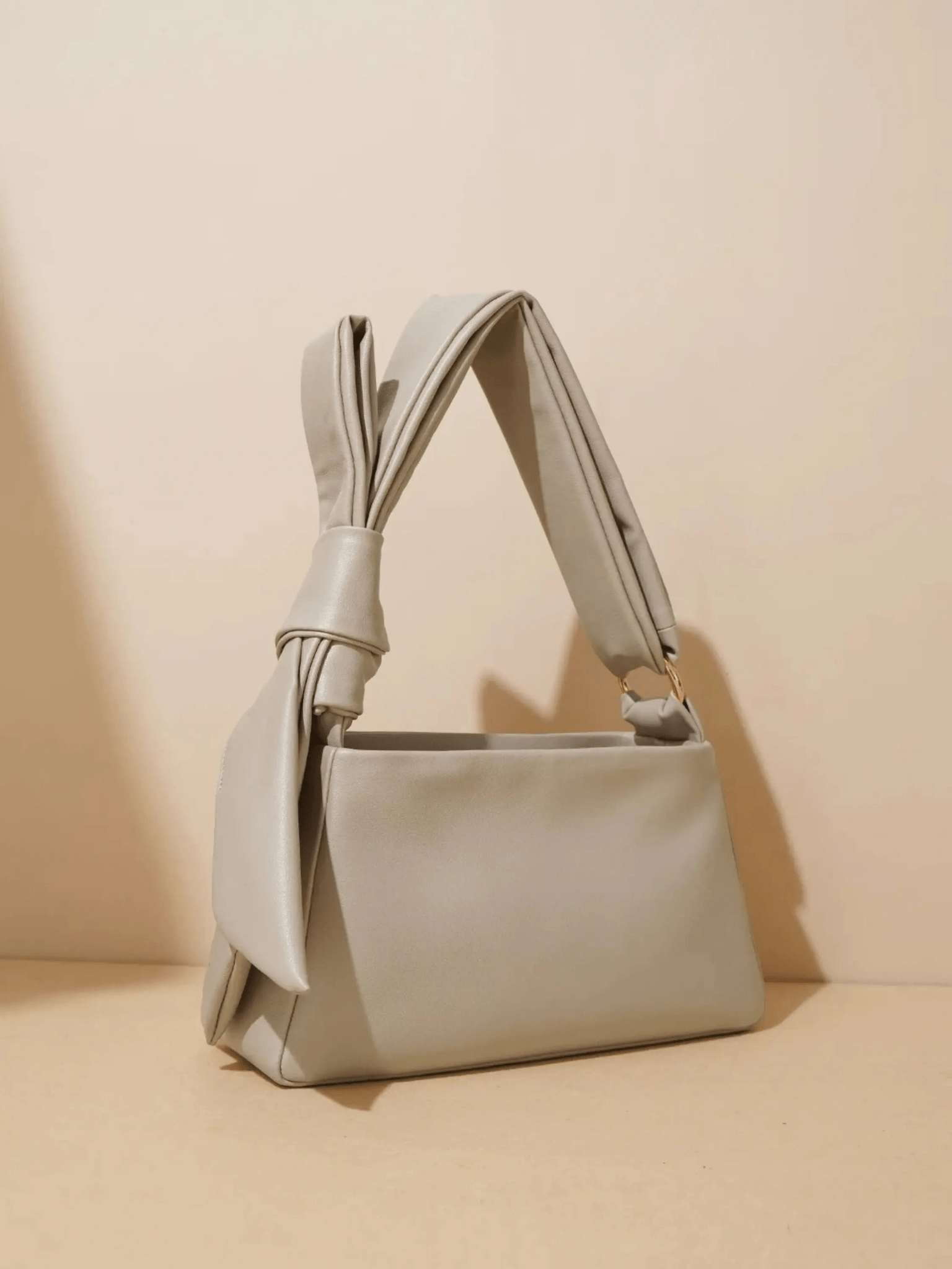 Clara | Luxe Camel Leather Shoulder Bag – Elegant & Feminine