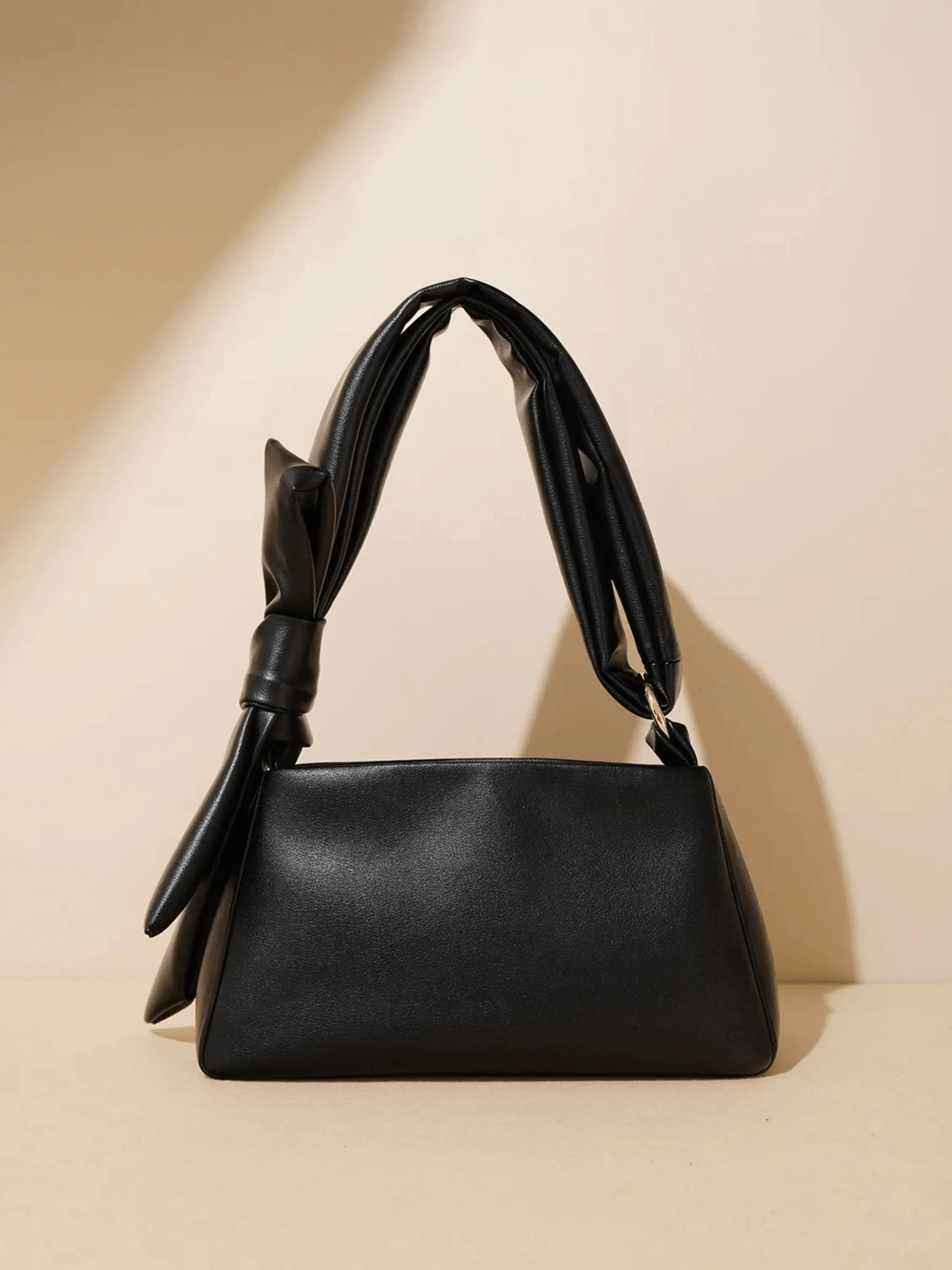 Clara | Luxe Camel Leather Shoulder Bag – Elegant & Feminine