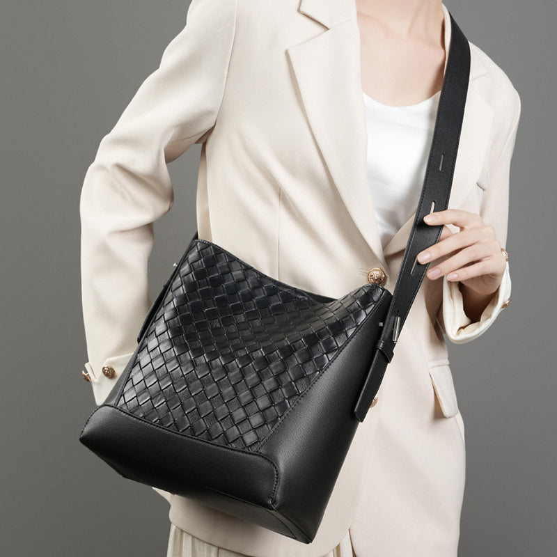 Tauriel | Black Woven Leather Crossbody Bag – Sleek & Timeless Design