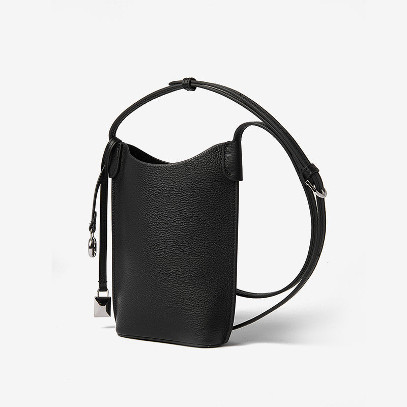 Aziel | Leather Crossbody Bag – Minimalist Elegance & Everyday Versatility