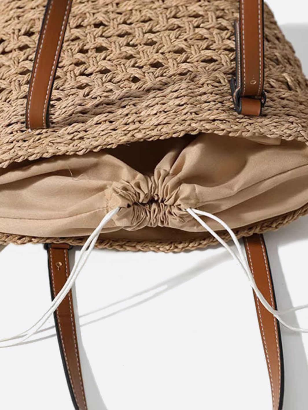 Marina Woven Rope Tote – Open-Weave Straw Bag