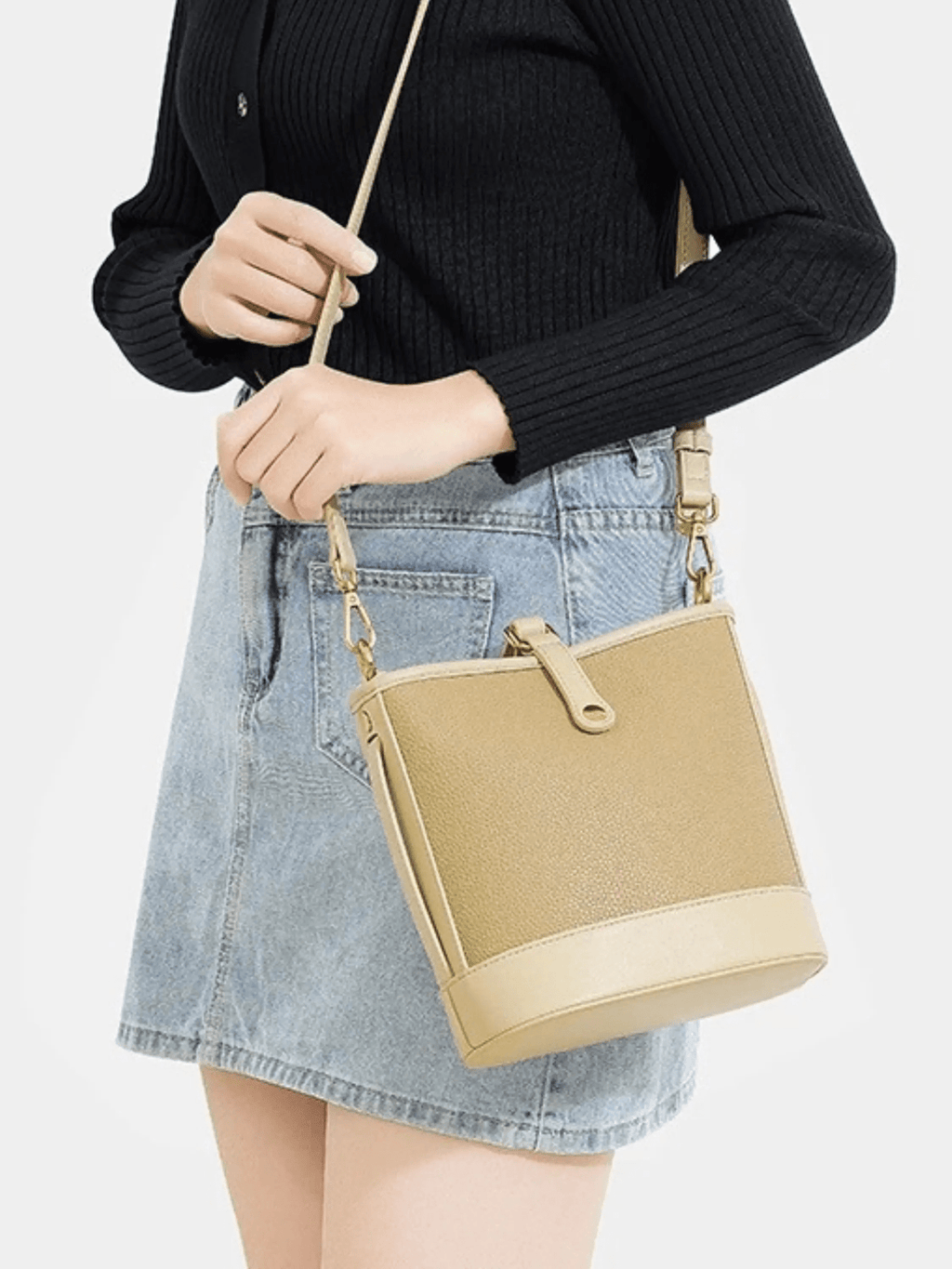 Evelyn | Beige Leather Bucket Bag – Minimalist & Chic