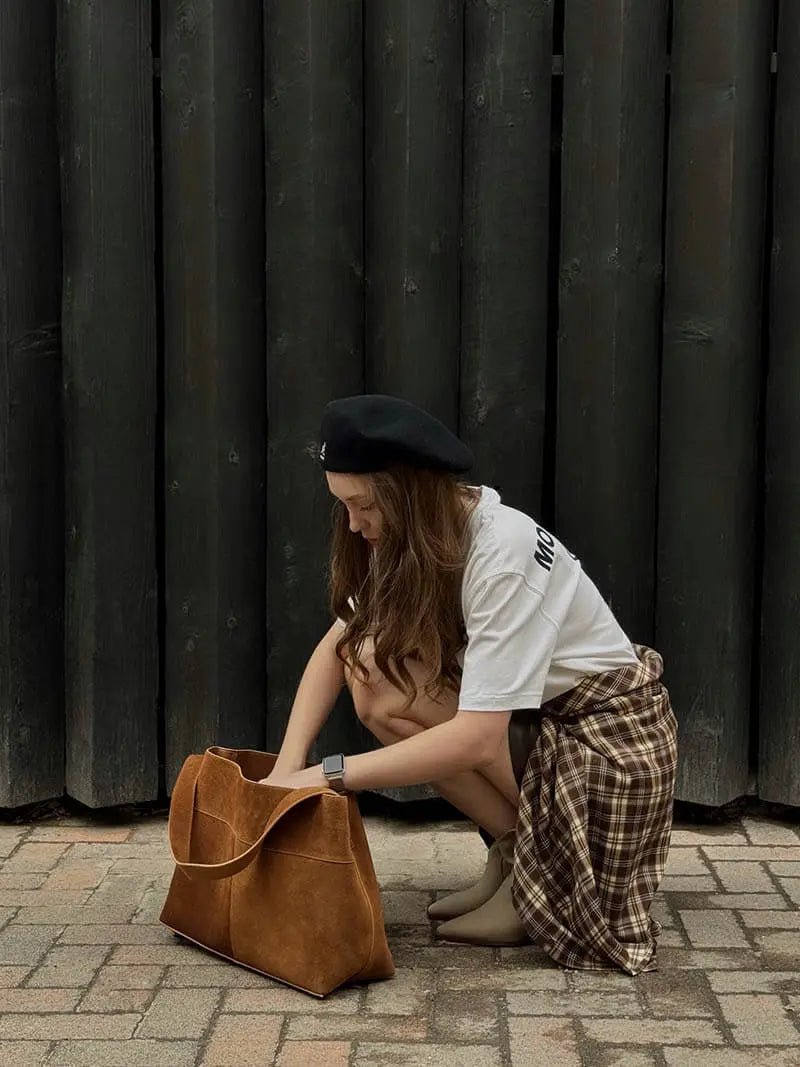 Elise | Luxe Suede Shoulder Bag – Effortless & Chic