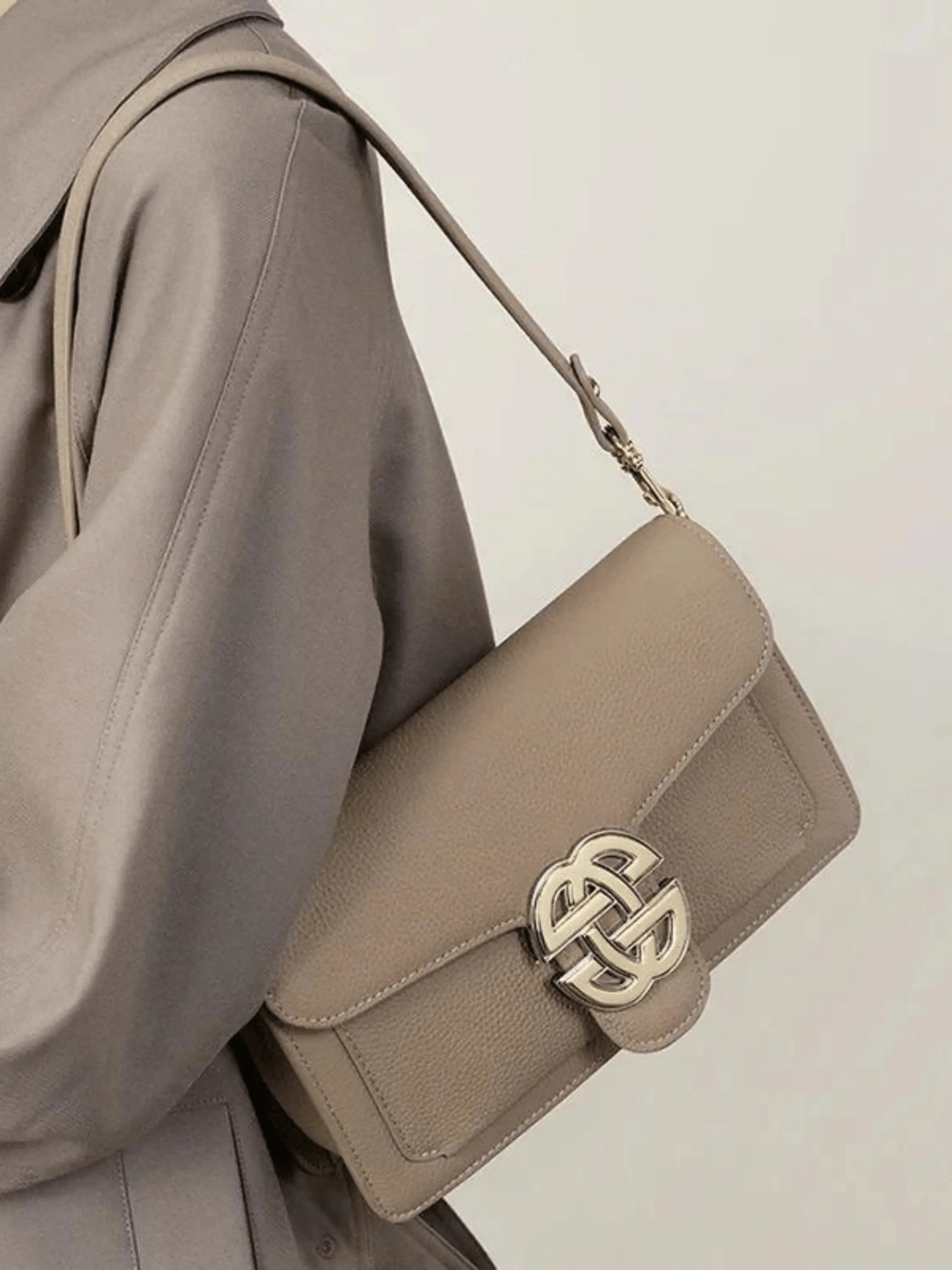 Mariselle | Luxe Taupe Leather Crossbody Bag – Elegant & Versatile