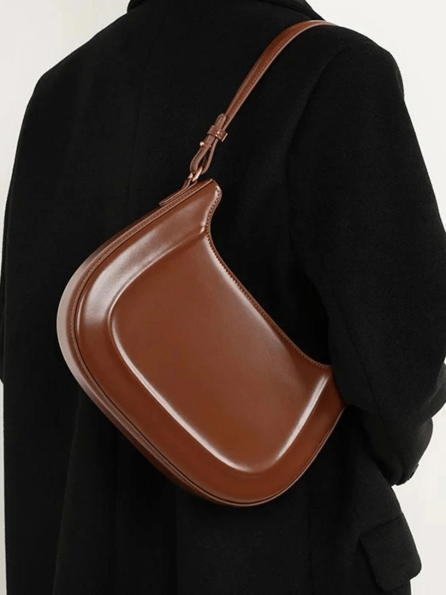 Celeste | Black Patent Leather Shoulder Bag – Sleek & Sophisticated