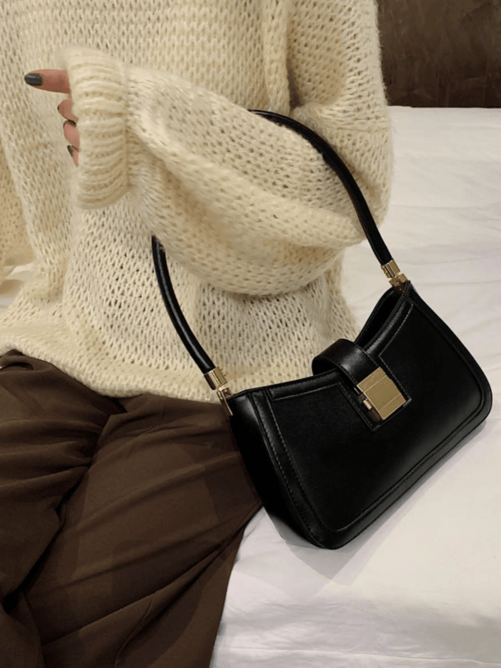Valencia | Black Luxe Leather Shoulder Bag – Bold & Sophisticated