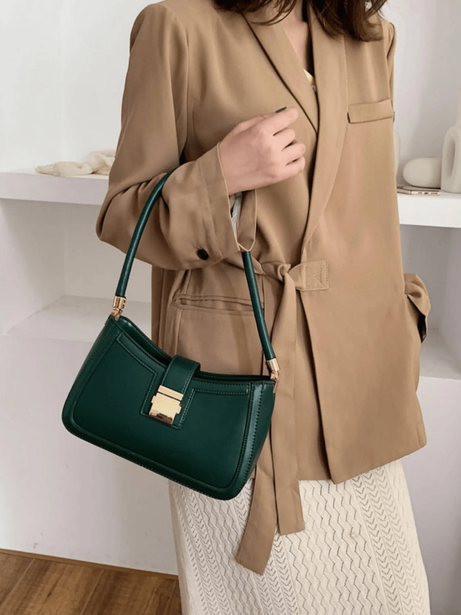 Valencia | Black Luxe Leather Shoulder Bag – Bold & Sophisticated