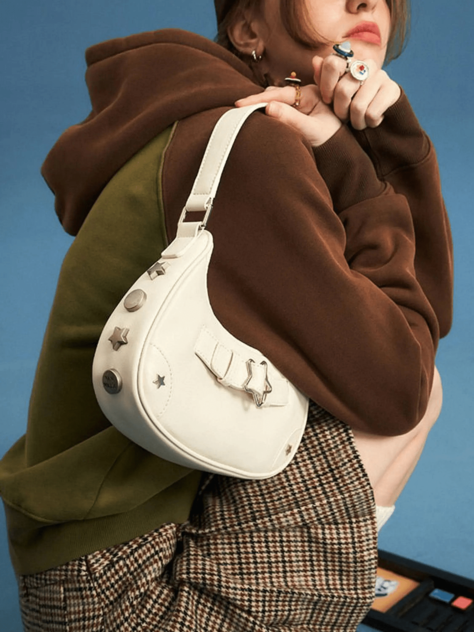 Sylvienne | Luxe White Star-Embellished Shoulder Bag – Playful & Chic