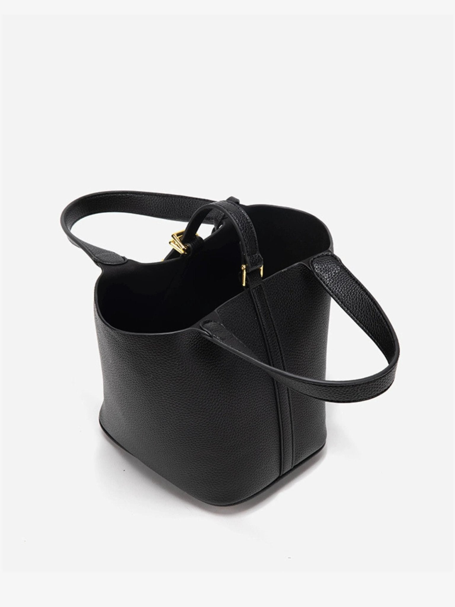 Elaris | Luxe Taupe Leather Bucket Bag – Timeless & Elegant