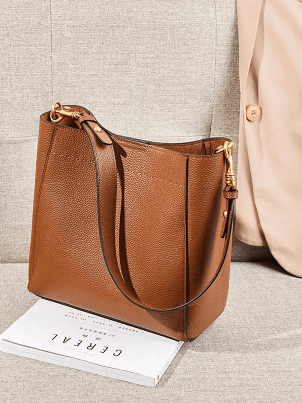 Camille | Luxe Brown Leather Bucket Bag – Classic & Versatile