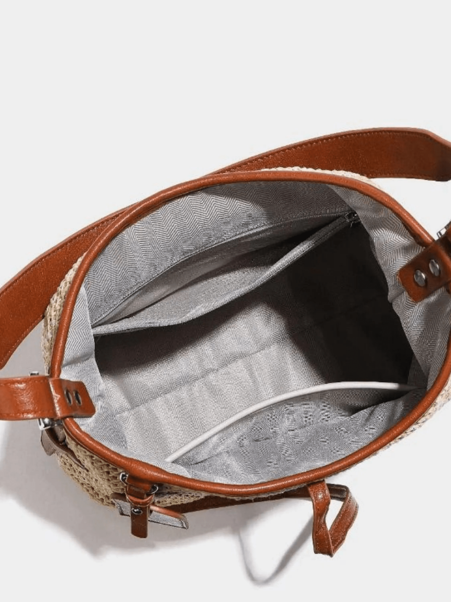 Ismoria | Woven Straw & Leather Bucket Bag – Chic & Versatile
