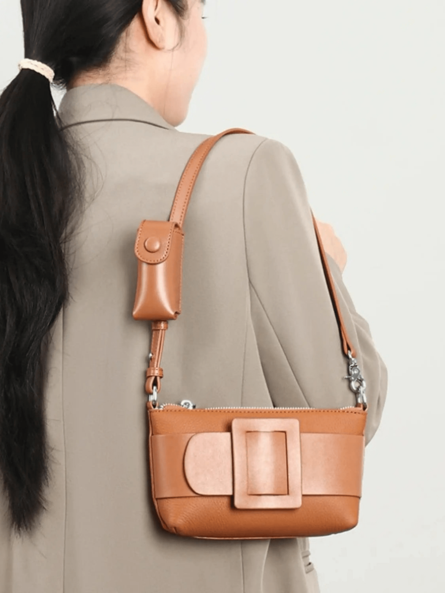 Aria | Blue Buckle Crossbody Bag – Modern & Versatile