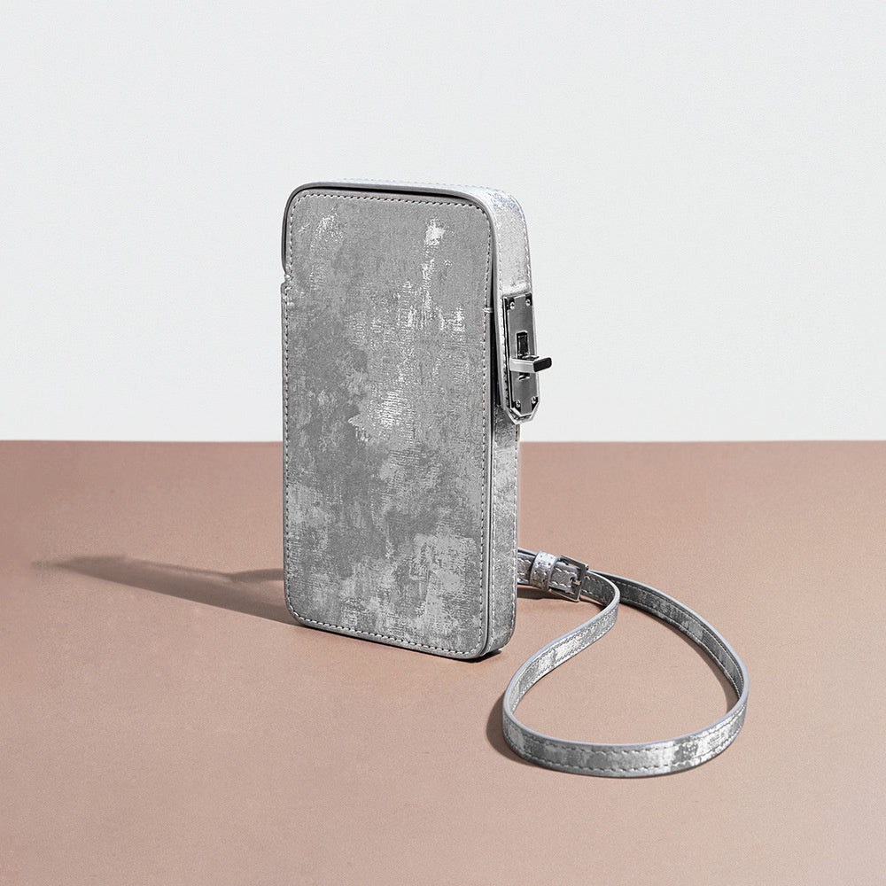 Faelina | Crossbody Bag – Vintage Glamour & Modern Edge