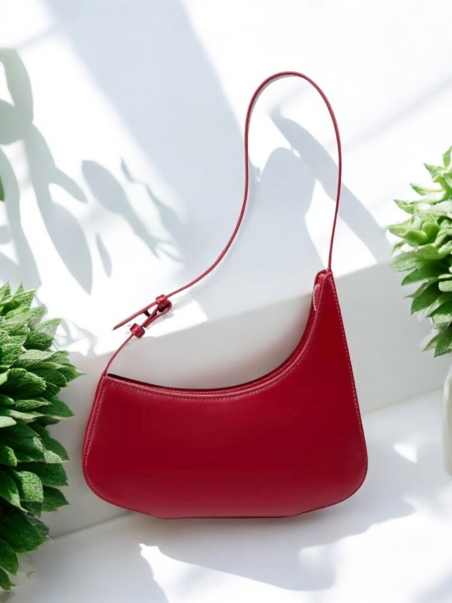 Scarlett | Luxe Red Leather Shoulder Bag – Bold & Chic
