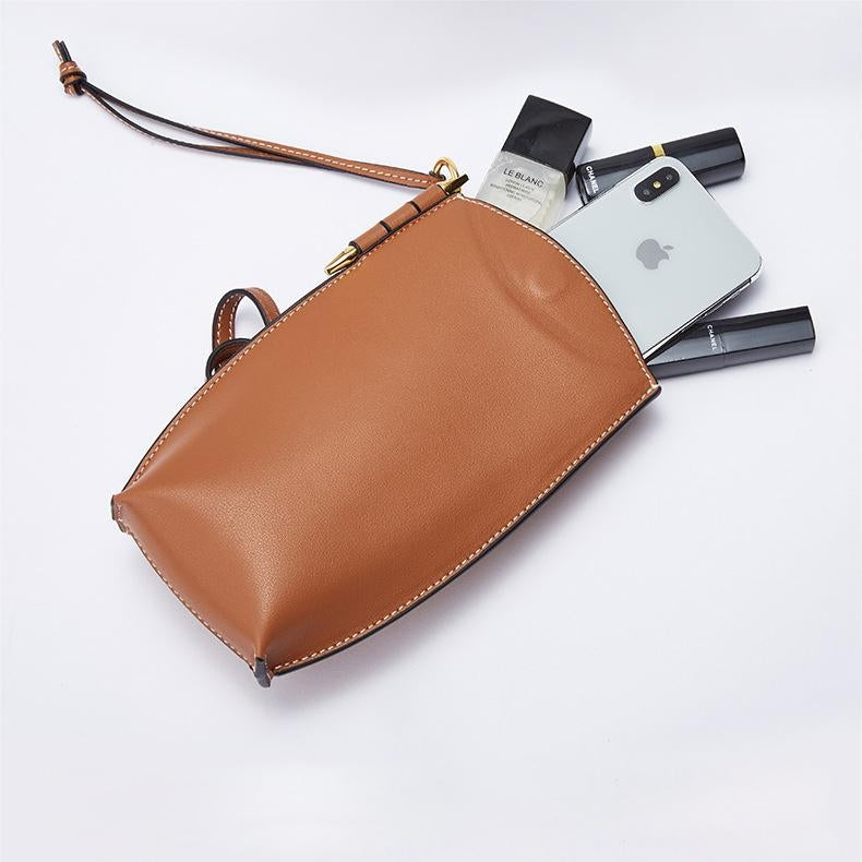 Briselle | Leather Crossbody Bag – Elegant Simplicity & Modern Charm