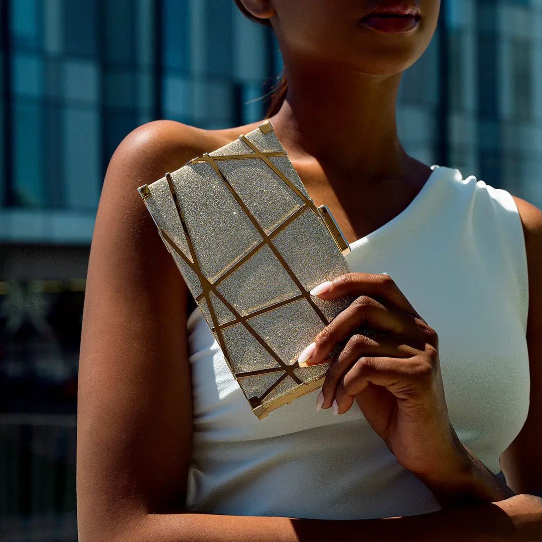 Zara | Gold Geometric Metallic Evening Clutch – Modern Chic