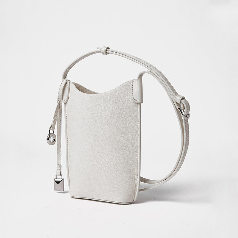 Aziel | Leather Crossbody Bag – Minimalist Elegance & Everyday Versatility